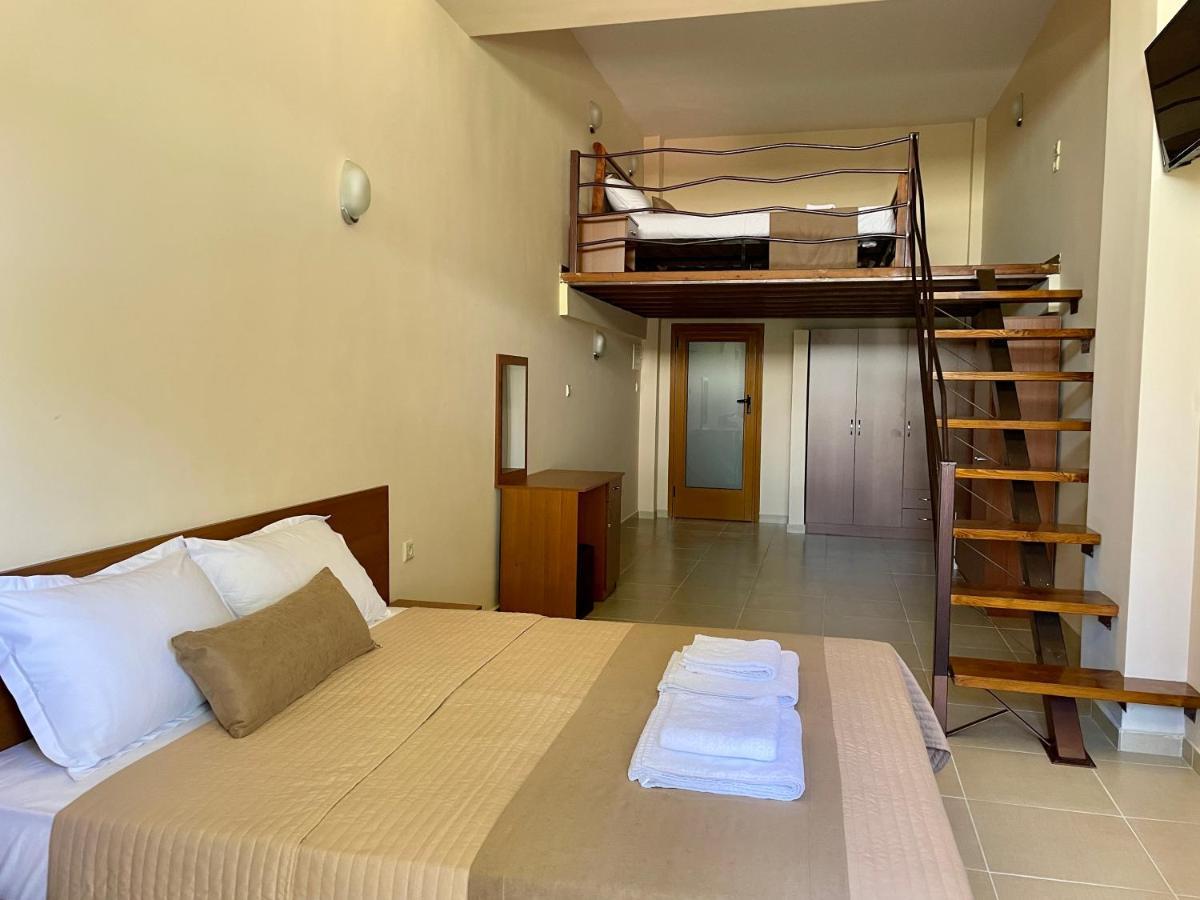 Helios Hotel Stavros  Eksteriør bilde
