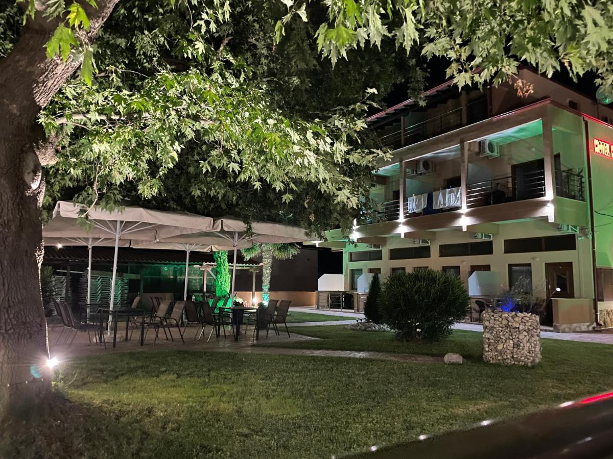 Helios Hotel Stavros  Eksteriør bilde
